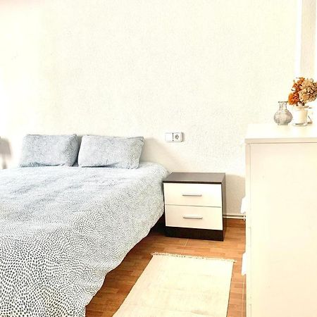 Apartamento A 200 Metros Paseo Zorrilla Valladolid Exterior foto